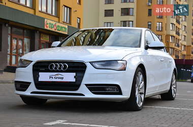 Седан Audi A4 2013 в Луцке