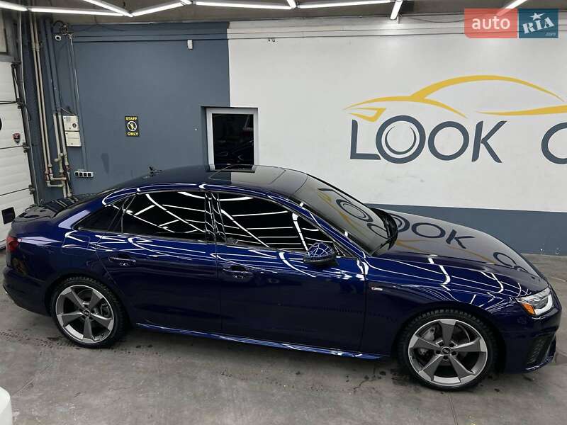 Седан Audi A4 2021 в Ивано-Франковске