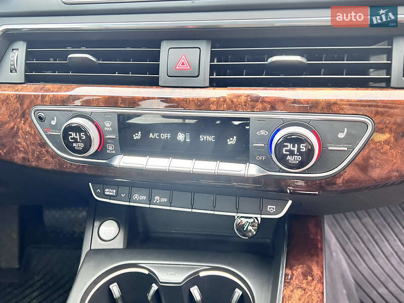 Седан Audi A4 2016 в Черкасах