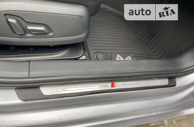 Седан Audi A4 2018 в 
