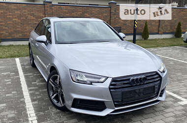 Седан Audi A4 2018 в 
