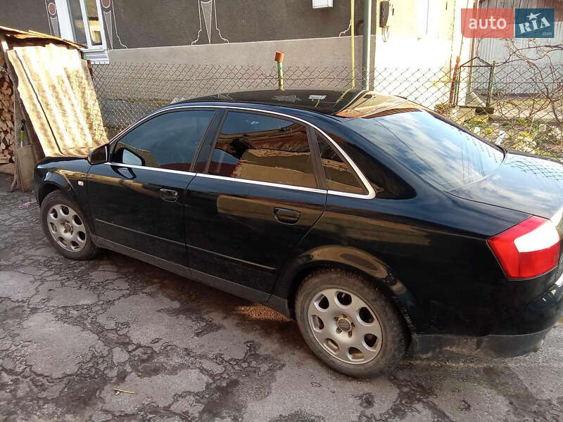 Седан Audi A4 2004 в Золочеве фото 2 Седан Audi A4 2004 в Золочеве