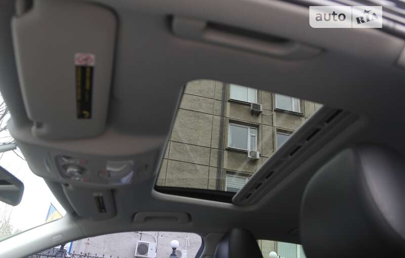 Седан Audi A4 2014 в Киеве