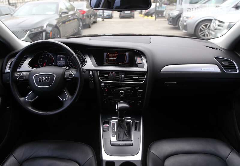 Седан Audi A4 2014 в Киеве