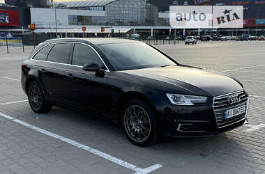 Универсал Audi A4 2017 в Киеве