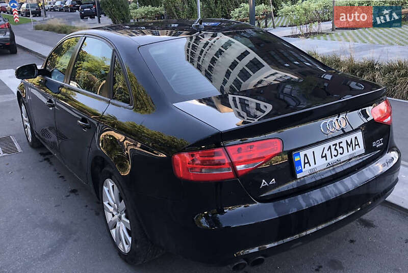 Седан Audi A4 2013 в Ивано-Франковске