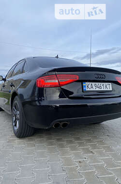 Седан Audi A4 2013 в Києві