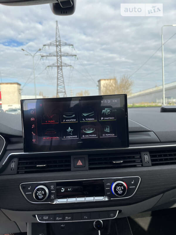 Седан Audi A4 2021 в Киеве