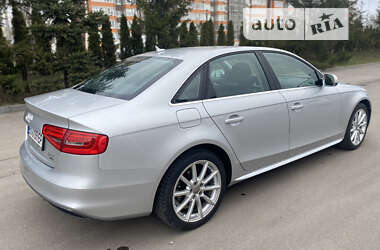 Седан Audi A4 2014 в Тернополе