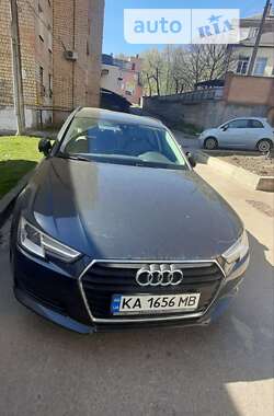 Универсал Audi A4 2017 в Киеве