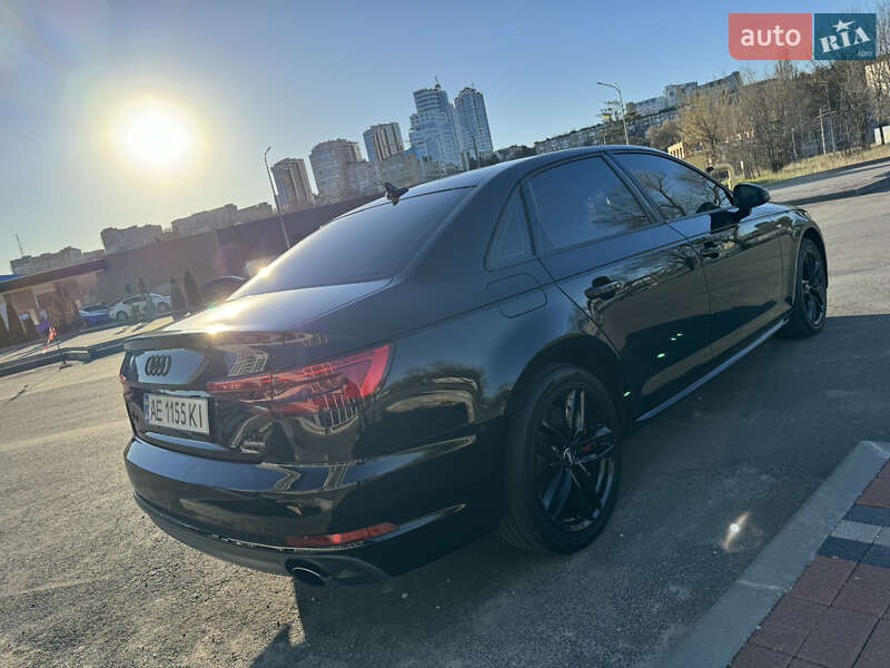 Седан Audi A4 2016 в Києві