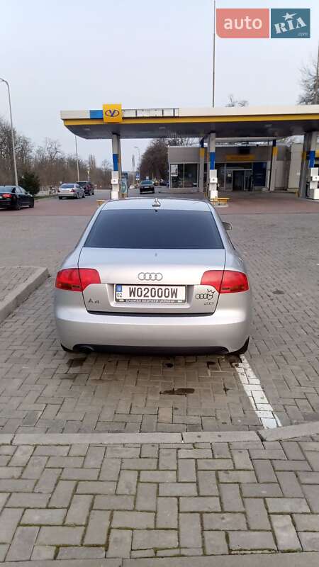 Седан Audi A4 2006 в Гайсине
