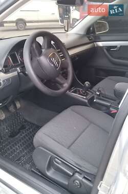 Седан Audi A4 2006 в Гайсине