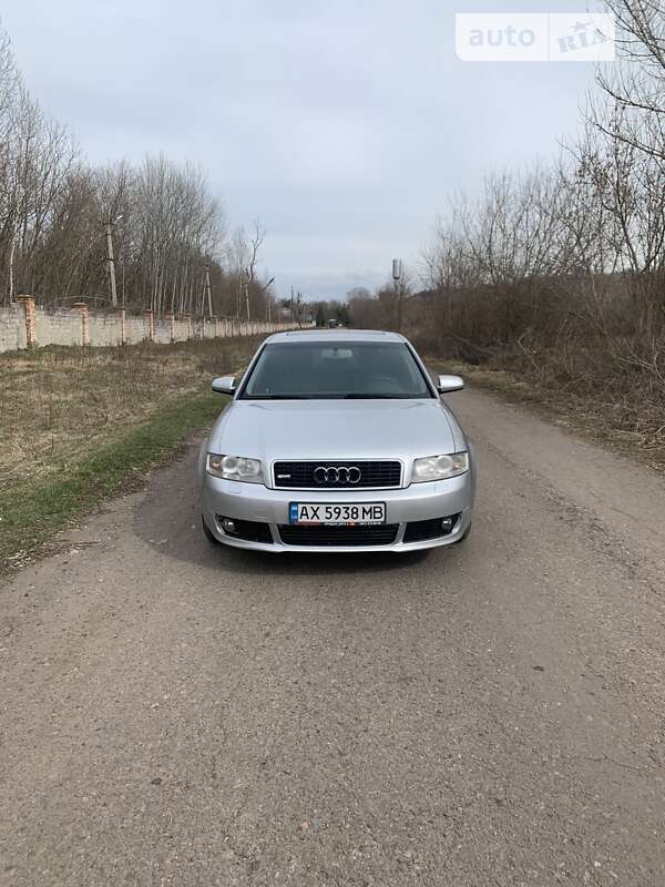 Седан Audi A4 2004 в Харькове