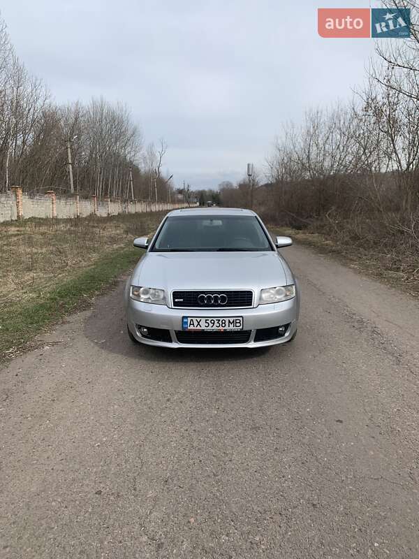 Седан Audi A4 2004 в Харкові