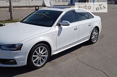 Седан Audi A4 2014 в Чернигове