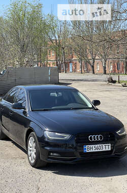 Седан Audi A4 2009 в Николаеве