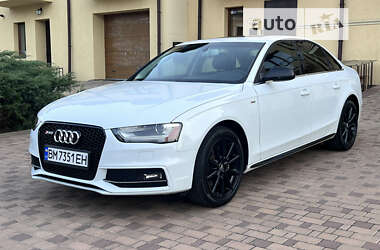 Седан Audi A4 2014 в 
