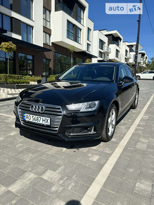 Универсал Audi A4 2019 в Ужгороде
