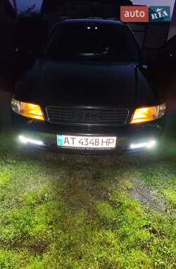 Универсал Audi A4 2000 в Городенке