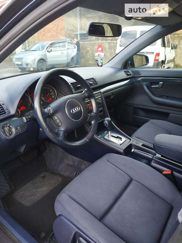 Универсал Audi A4 2004 в Черновцах