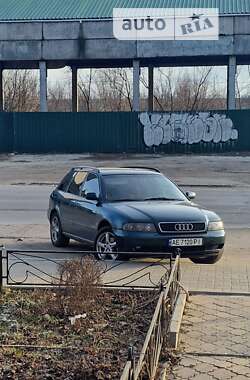 Універсал Audi A4 1996 в Синельниковому