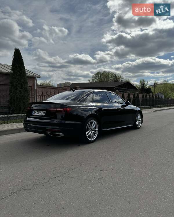 Седан Audi A4 2022 в Києві