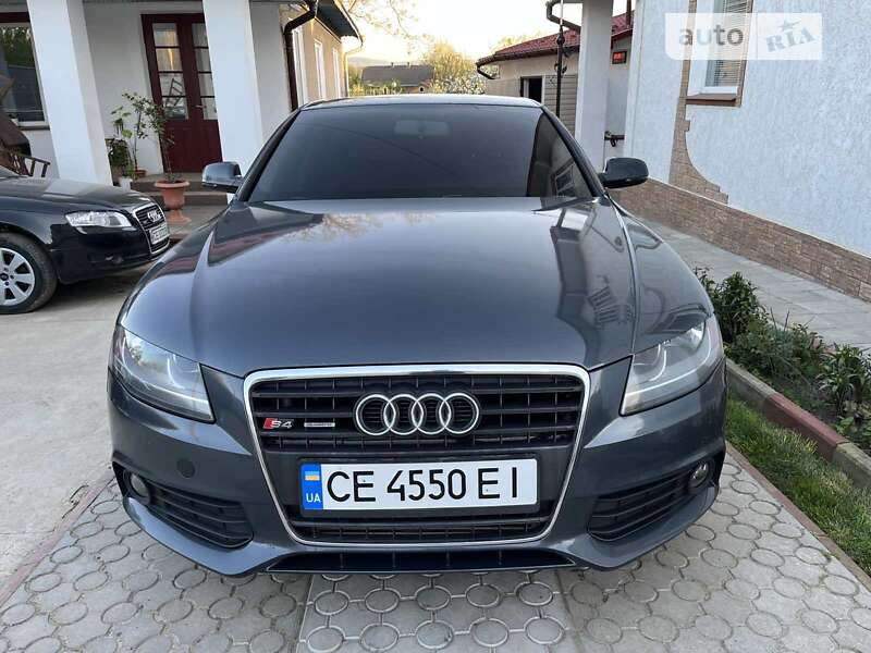 Седан Audi A4 2010 в Кицмани