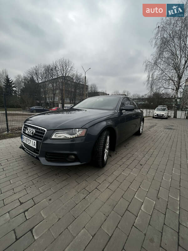 Седан Audi A4 2009 в Миргороді