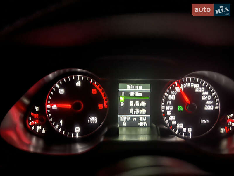 Универсал Audi A4 2015 в Каменец-Подольском