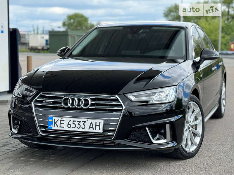 Седан Audi A4 2019 в Днепре