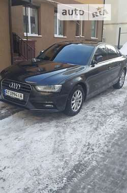 Седан Audi A4 2014 в Ивано-Франковске