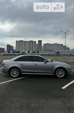 Седан Audi A4 2014 в Киеве