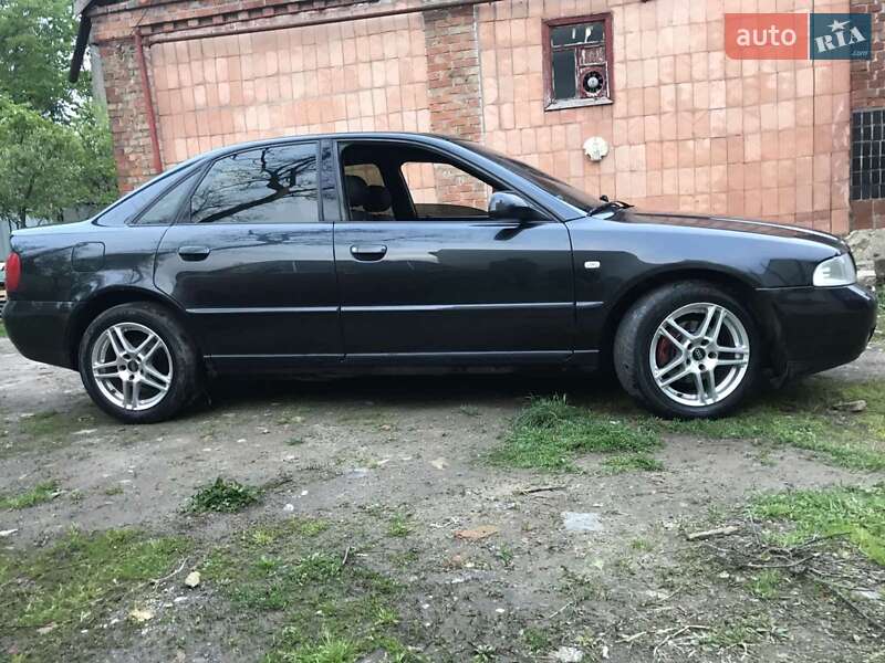 Седан Audi A4 1999 в Житомире
