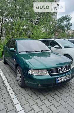 Седан Audi A4 2000 в Житомирі