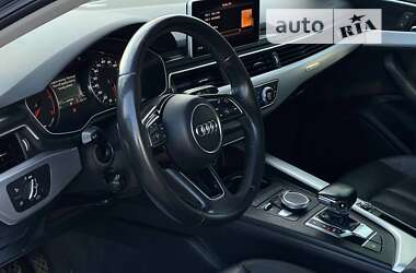 Седан Audi A4 2016 в Львове