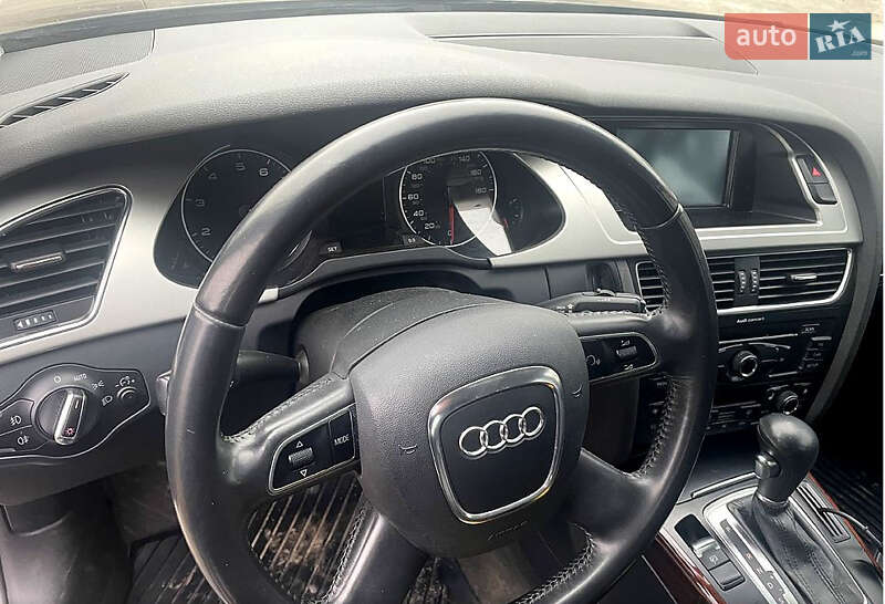 Седан Audi A4 2011 в Хмельницком