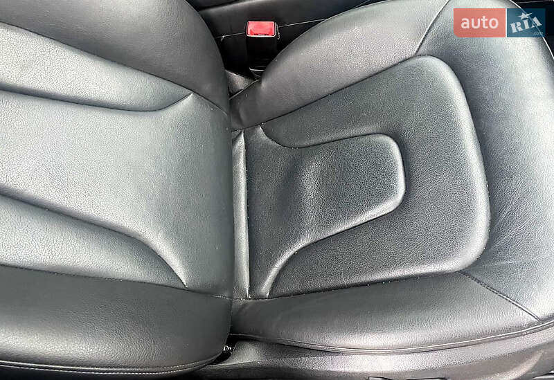 Седан Audi A4 2011 в Хмельницькому