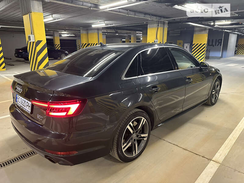 Седан Audi A4 2018 в Львове