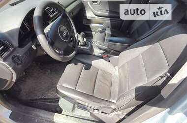 Седан Audi A4 2003 в Моршине