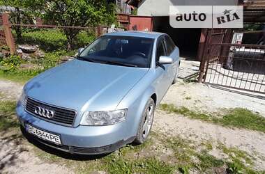 Седан Audi A4 2003 в Стрые