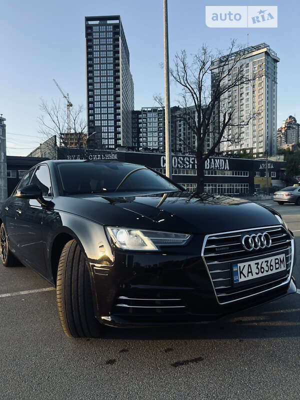 Седан Audi A4 2016 в Киеве