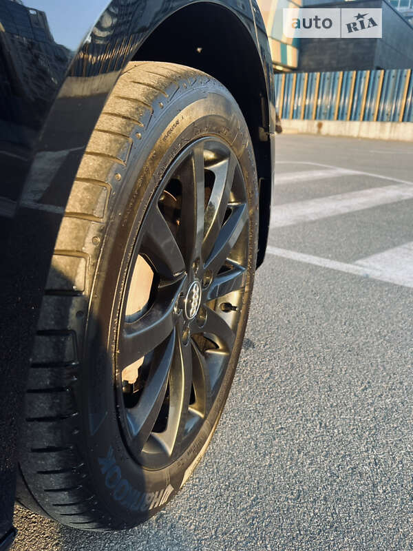 Седан Audi A4 2016 в Киеве