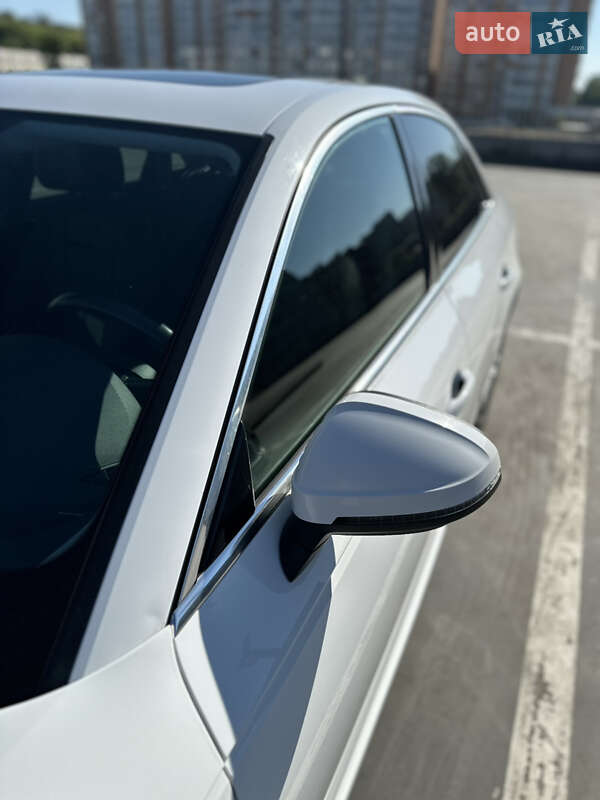 Седан Audi A4 2018 в Львове фото 27 Седан Audi A4 2018 в Львове