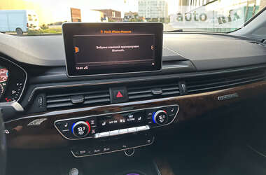 Седан Audi A4 2017 в Хмельницком