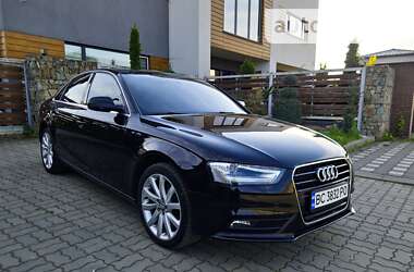 Седан Audi A4 2013 в Стрию