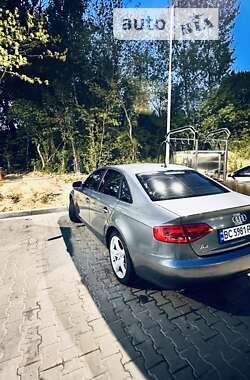 Седан Audi A4 2011 в Львові