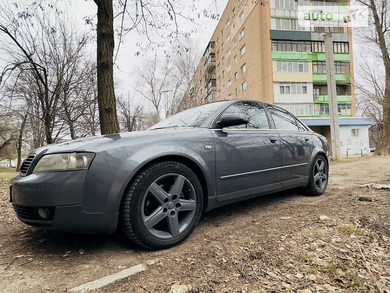 Седан Audi A4 2000 в Харкові