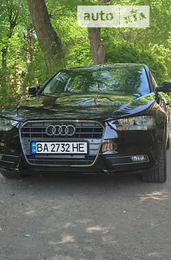 Седан Audi A4 2013 в Кропивницькому