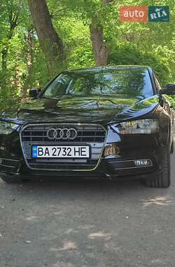 Седан Audi A4 2013 в Кропивницькому